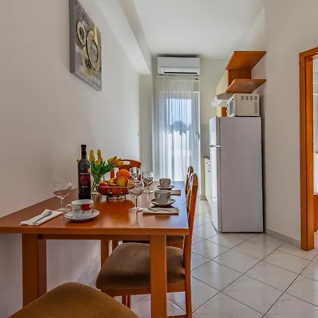 Apartman Rok 7 By Interhome