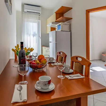 Apartman Rok 7 By Interhome *