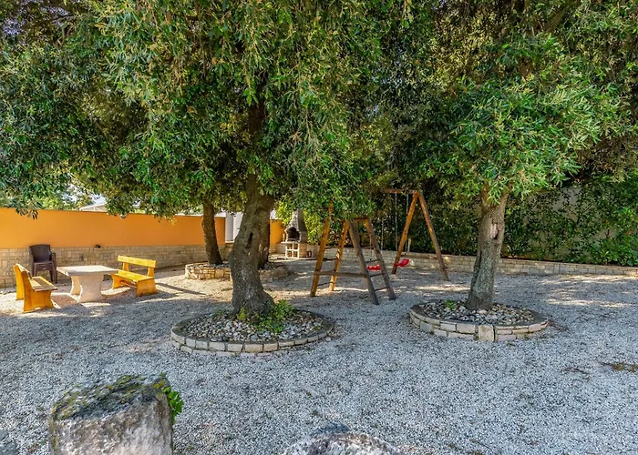 Apartment Rok 7 By Interhome